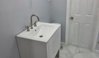255 KENNEDY Blvd, Bayonne, NJ 07002