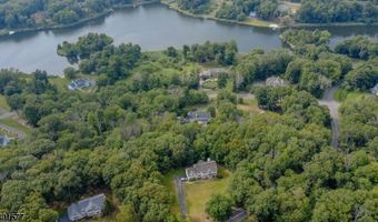 5 Hidden Valley Rd, Andover, NJ 07860