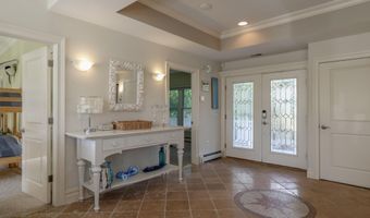 420 Nelson Ave, Beach Haven, NJ 08008