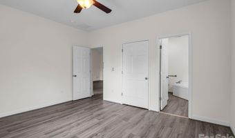 6 Scottish Cir, Asheville, NC 28803