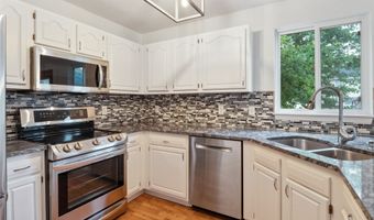 1308 9th Avenue Pl SE, Altoona, IA 50009