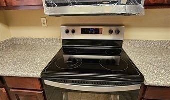 5081 River Glen Dr 119, Las Vegas, NV 89103