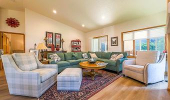 1959 Mesquite Loop, Bismarck, ND 58503