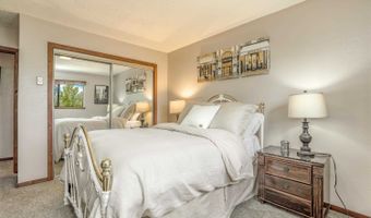 17 Lakeview Cir, Angel Fire, NM 87710