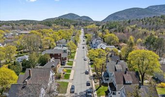 22 Ledgelawn Ave, Bar Harbor, ME 04609
