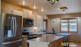 28 Grande View Dr, Cody, WY 82414