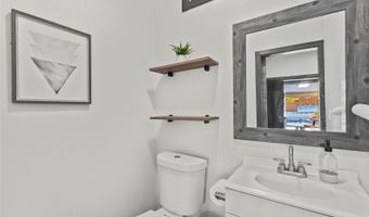 1027 Alahaki St, Kailua, HI 96734