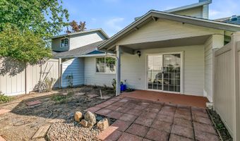 233 Clay St, Ashland, OR 97520