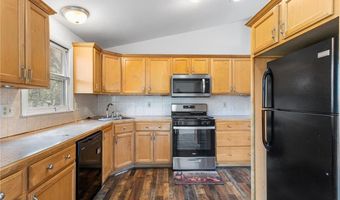 1 Jared Ct, North Providence, RI 02911