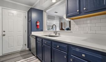 407 Citizen St, Bay St. Louis, MS 39520