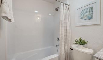 255 Oleander Dr, Oceanside, CA 92057