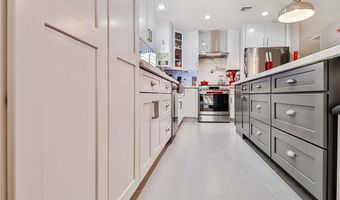10801 Wallflower Ave, Las Vegas, NV 89135