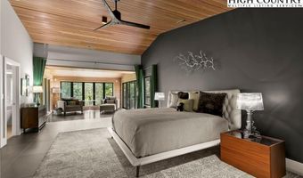 514 Raven Ridge Rd, Banner Elk, NC 28604