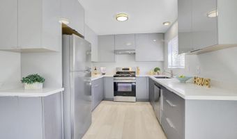 1701 Central Ave P, Alameda, CA 94501