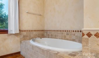 17 Park Rd, Asheville, NC 28803