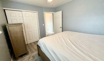 33 Anchorage Blvd, Bayville, NJ 08721