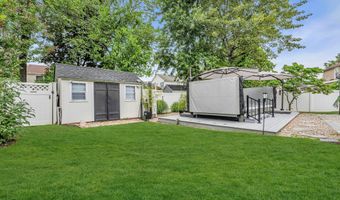 103 Idlewild Ln, Aberdeen, NJ 07747