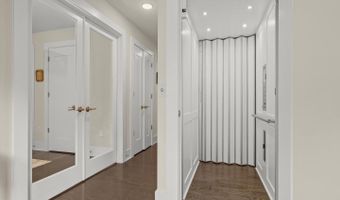 153 WINSOME Cir, Bethesda, MD 20814