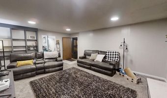 2040 W 41st St, Casper, WY 82604