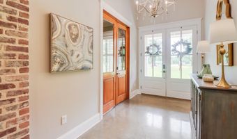 15240 Karen Rd, Biloxi, MS 39532