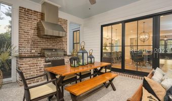 80 Hunting Lodge Rd, Bluffton, SC 29910