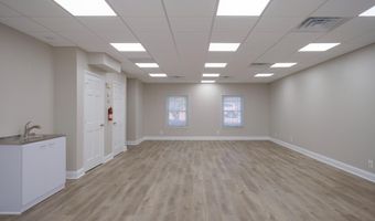 7330 MCWHORTER Pl 7330B, Annandale, VA 22003