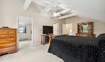13 Queen St, Barre, VT 05641