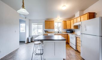 107 N B St, Albion, WA 99102