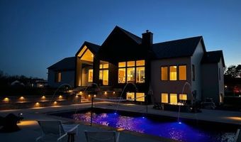 5044 Hickory Pointe Woods SE, Ada, MI 49301