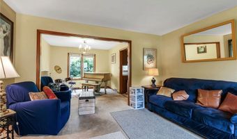25 Fifth Ave, Amherst, NY 14221