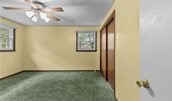 38 Greenwood Rd, North Kingstown, RI 02852