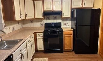 293 Gloucester Ct, Aberdeen, NJ 07747