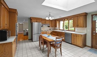 15 Womantam Ln, Cumberland, RI 02864