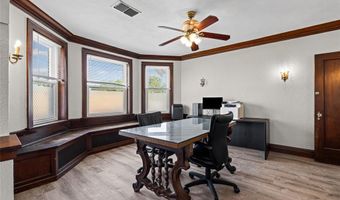 8923 Gravois Rd, Affton, MO 63123