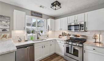 167 Swanee Ln, Woodstock, GA 30188