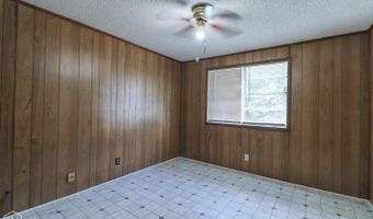 300 Patterson St, Bay, AR 72411