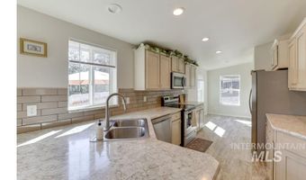 400 Bobcat Dr, Ahsahka, ID 83520