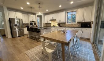 5571 Bethany Bend Dr, Las Vegas, NV 89135