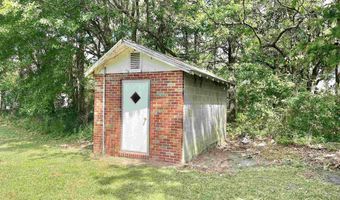 169 E Ashley St, Atmore, AL 36502