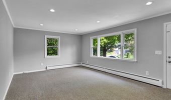 6 Marbil Rd, Danbury, CT 06811