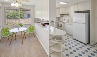 139 Hauoli St, Kailua, HI 96734
