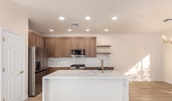 2335 W MUIRFIELD Dr, Anthem, AZ 85086