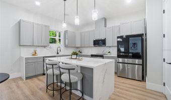 5719 PENINSULAR Dr, Belle Isle, FL 32809