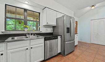 15 Wisteria Ct, Bay St. Louis, MS 39520