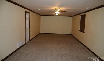 723 Raindrop Dr, Chubbuck, ID 83202