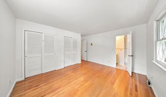4 Laurel Dr, Albany, NY 12211