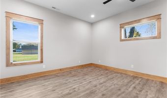 304 N Mulberry St, Adrian, MO 64720