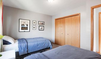 215 Ash St E, Annandale, MN 55302