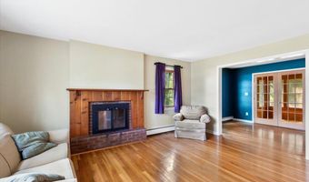 9 Sunset Dr, Altamont, NY 12009