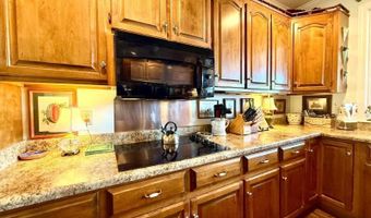 13 Azalea Ln, Amory, MS 38821